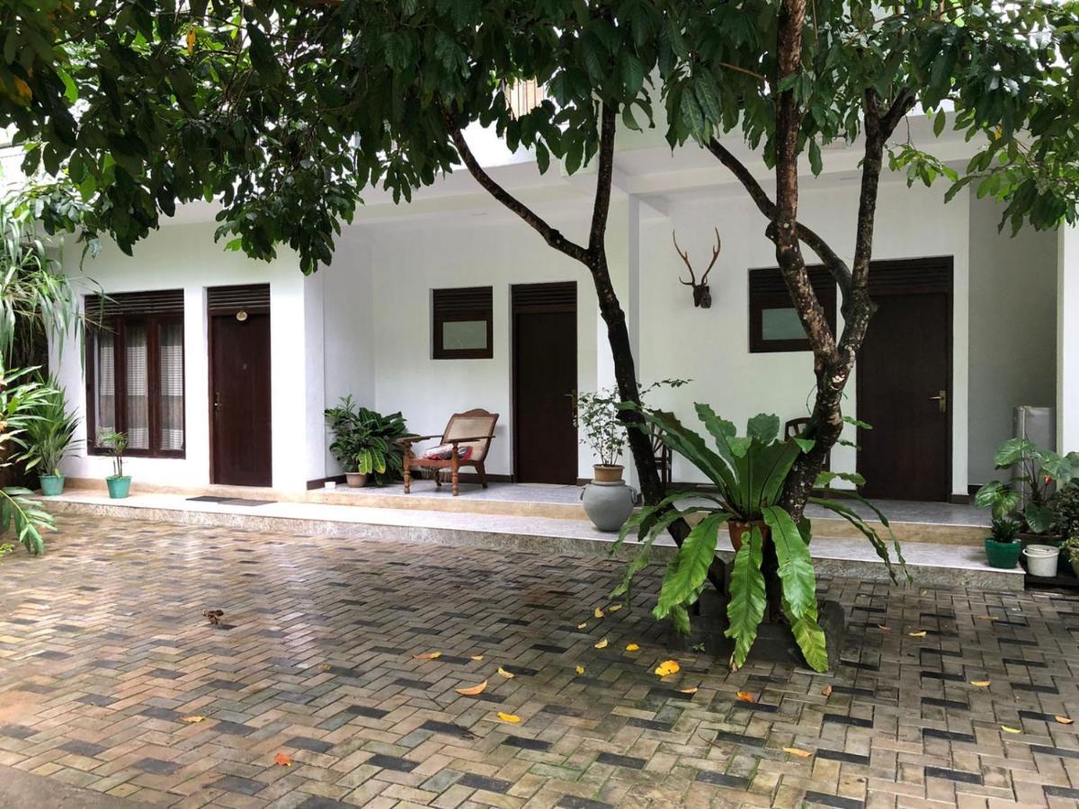 Апартаменты Anniewatte House Канди Экстерьер фото
